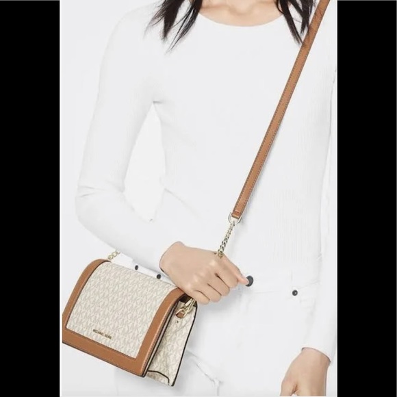 MICHAEL Michael Kors Handbags - NWT MICHAEL  KORS Jet set logo beautiful crossbody bag vanilla /acorn color